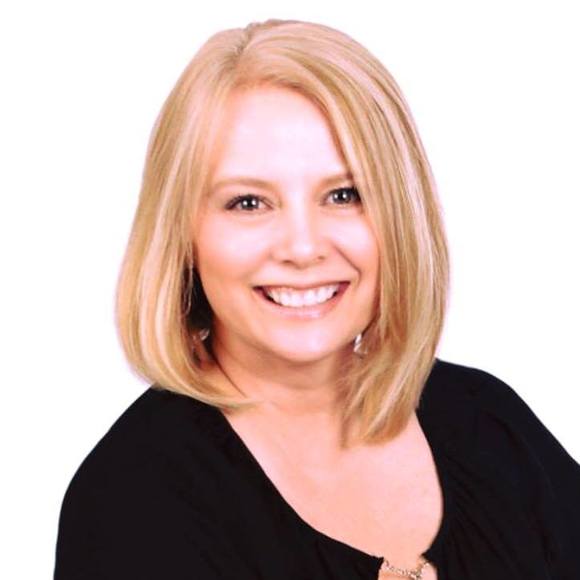 Meet your Posher, Ruth - Picture 1 of 1